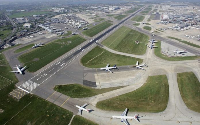 planes collided on the runway at Heathrow Airport