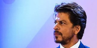 Shah Rukh Khan and his team were stopped at the Mumbai airport