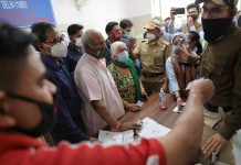 ભારતમાં કોરોના વેક્સીનના બીજા તબક્કાનો પ્રારંભઃ 300 મિલિયન લોકોને રસી આપવાની યોજના