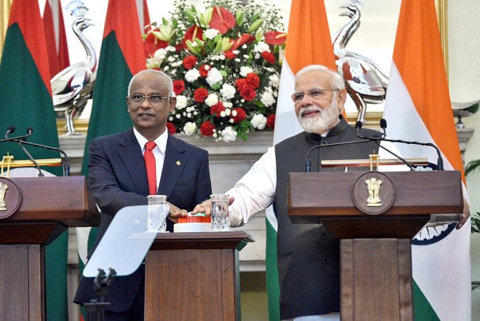 PM Narendra Modi and Maldives President Ibrahim Mohamed
