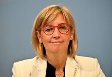 Portugal's health minister resigns over Indian pregnant woman's death