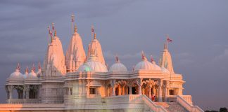 Khalistanis painted anti-India paintings on the walls of the BAPS temple in Toronto