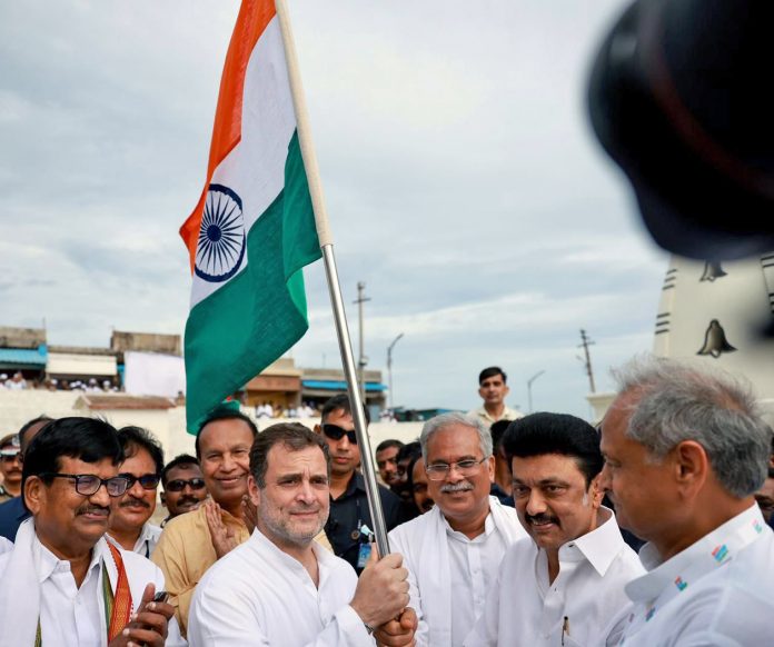 Controversy over Rahul Gandhi's insulting remarks about Veer Savarkar