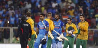 India won by 8 wickets in the first T20 against South Africa