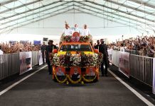Modi's mega road show in Surat and Bhavnagar