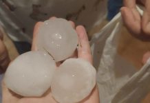 Hailstones as big as fists fell in Spain