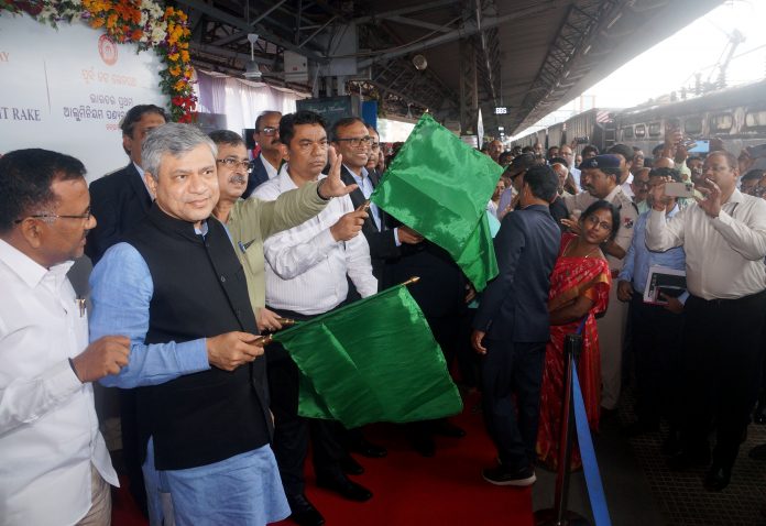 India's first aluminum goods train launched