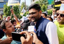 Arrest and release of AAP leader Gopal Italia in Surat