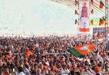 Modi attacked Congress in Anand's public meeting