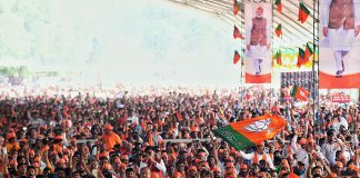 Modi attacked Congress in Anand's public meeting