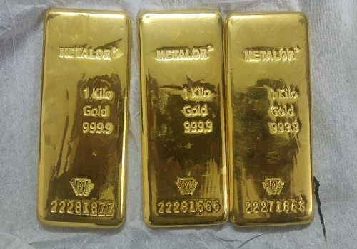 Smuggled gold worth Rs 1.66 crore seized from Surat airport