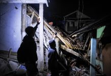 Indonesia earthquake death toll rises to 162, hundreds injured