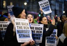 10,000 nurses in England, Wales and Northern Ireland go on strike