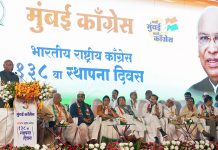 On the 138th foundation day of Congress, the party president attacked the Modi government