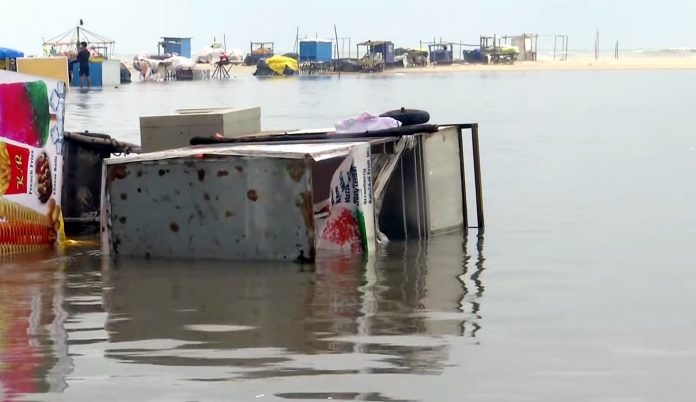 Cyclone Mindoos wreaks havoc on Tamil Nadu coast