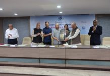 Kiritkumar Patel gets Danbhaskar Award