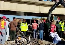 40 dead after bus drowns in river in Pakistan