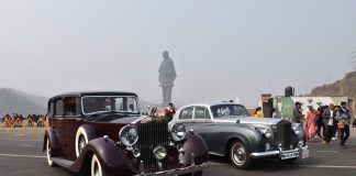 huge vintage car drive was held in the Statue of Unity