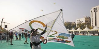 International Kite Festival begins in Ahmedabad