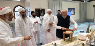 Prime Minister Modi described himself as a member of the Daudi Bohra family