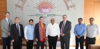 The Governor of Delaware visits the Chief in Gandhinagar