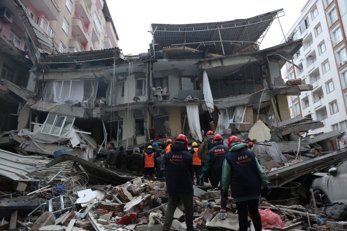 Devastating earthquake in Turkey Syria kills 3800