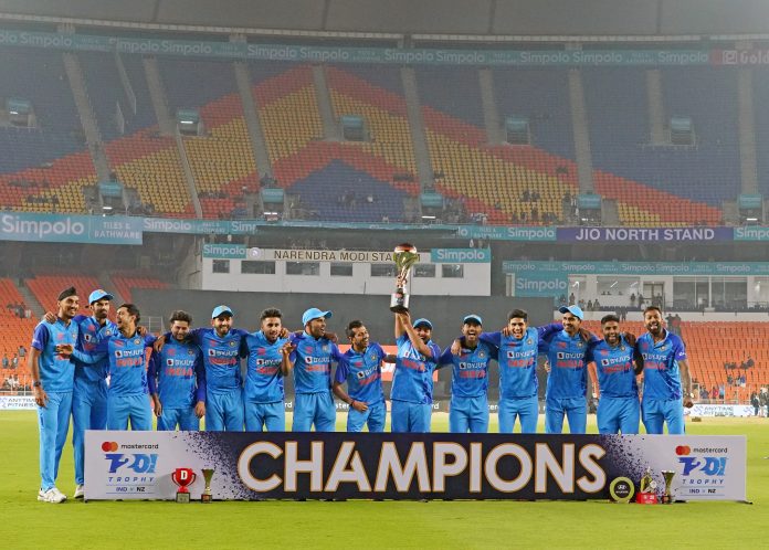 India clinch the series 2-1 with a resounding victory over New Zealand in the third T20I