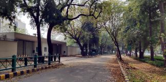 India removes traffic barricades outside British High Commission