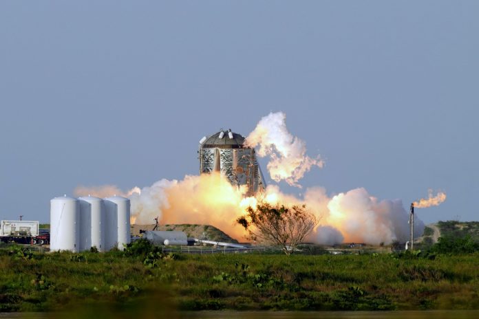 SpaceX's Starship rocket crashed minutes after launch