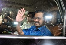 Court summons Kejriwal to appear in Gujarat University Badnakshi case