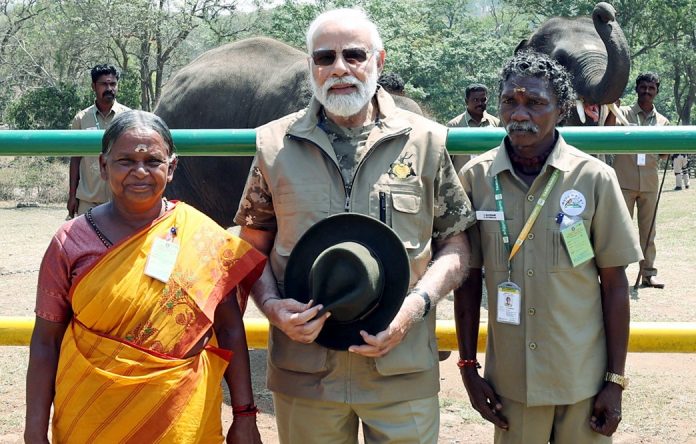 Modi met Bomman and Bailey at Theppakdu Elephant Camp