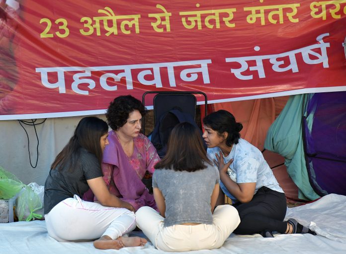 Wrestlers sitting on dharna in Delhi meet Priyanka Gandhi,