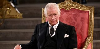 King Charles III sat in King George VI's chair for the coronation