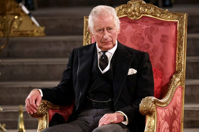 King Charles III sat in King George VI's chair for the coronation