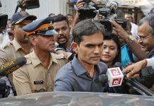 Questioning Sameer Wankhede in Rs 25 crore bribe case from Shah Rukh Khan