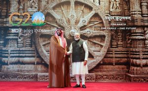 વડા પ્રધાન નરેન્દ્ર મોદી અને સાઉદી અરેબિયાના વડા પ્રધાન અને ક્રાઉન પ્રિન્સ મોહમ્મદ બિન સલમાન બિન અબ્દુલ અઝીઝ અલ સઉદ