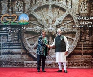 વડાપ્રધાન નરેન્દ્ર મોદી અને ઇન્ટરનેશનલ મોનેટરી ફંડ (IMF) ના મેનેજિંગ ડિરેક્ટર ક્રિસ્ટાલિના જ્યોર્જિવા