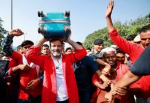 રાહુલ ગાંધી કુલી બન્યાં