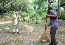 વડાપ્રધાન નરેન્દ્ર મોદીના નેતૃત્વ હેઠળ દેશભરમાં સ્વચ્છતા અભિયાન