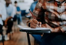 2018 પછી 403 ભારતીય વિદ્યાર્થીના વિદેશમાં મોતઃસરકાર