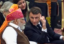 મેક્રોનની પ્રજાસત્તાક દિવસની ભેટ: ફ્રાન્સ વિદ્યાર્થીઓની સંખ્યામાં વધારો કરશે