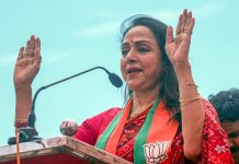 અભિનેતામાંથી નેતા બનેલા બોલીવૂડ કલાકારોની રાજકીય સફર