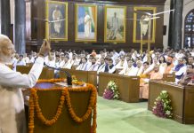 મોદી NDA સંસદીય દળના નેતા ચૂંટાયા, રવિવારે શપથ લેશે