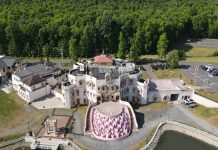 પેન્સિલવેનિયામાં વ્રજમંદિરમાં ભવ્ય કાર્નિવલનું આયોજન