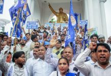 અનામત મુદ્દે દલિત સંગઠનોના ભારત બંધના એલાનને મિશ્ર પ્રતિસાદ