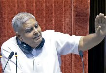 ઉપરાષ્ટ્રપતિ પદેથી ધનખડને દૂર કરવાની નોટિસ આપવાની વિપક્ષની વિચારણા