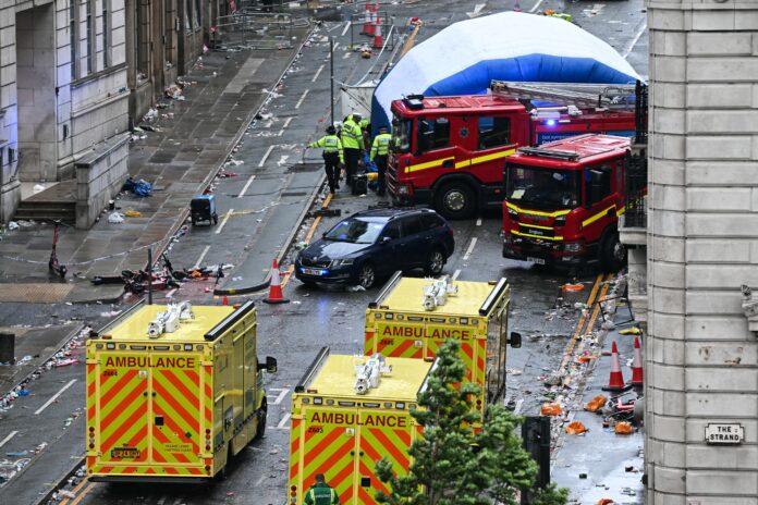 TOPSHOT-FBL-ENG-PR-LIVERPOOL-PARADE-INCIDENT