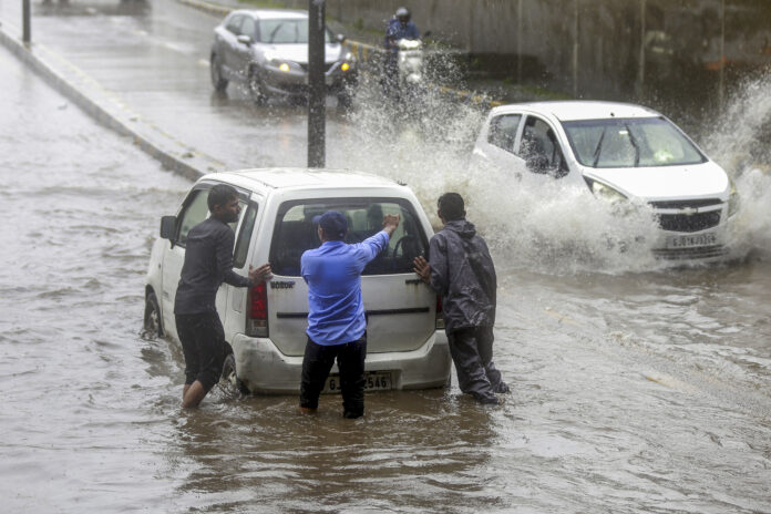 Weather: Rainfall in Ahmedabad