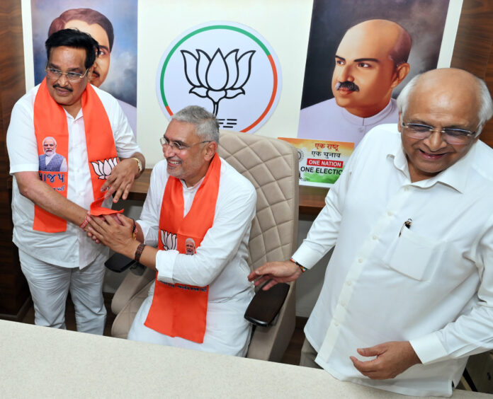 BJP leader Jagdish Panchal takes charge as the Gujarat BJP state president.
