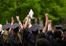 અમેરિકામાં રોકાણના વિઝાના નિયમો અને OPT કાર્યક્રમમાં ફેરફારનો પ્રસ્તાવ